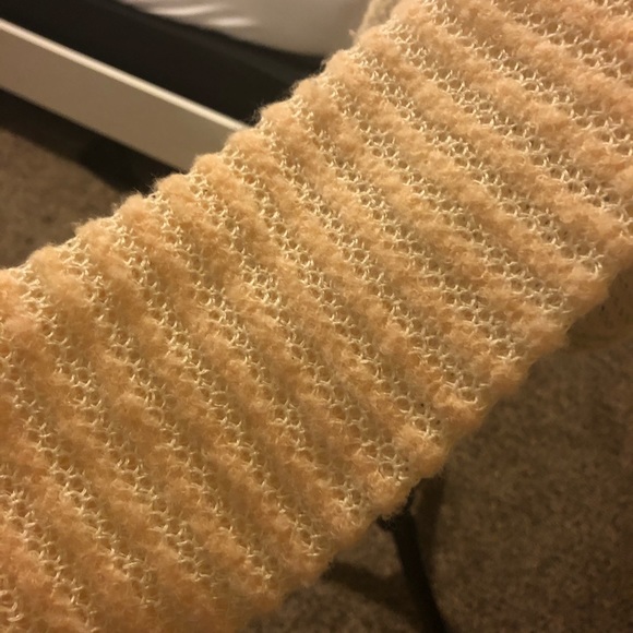 Delicious! S Creamsicle Color Free People Sweater - Picture 7 of 7